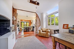 Photo 21- click for photo gallery